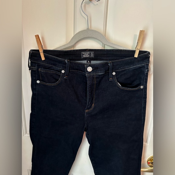 Abercrombie & Fitch Simone High Rise Super Skinny - Picture 3 of 4